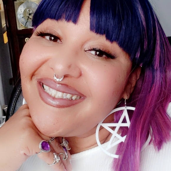 White Oversized Pentacle Earrings - Picture 3 of 4